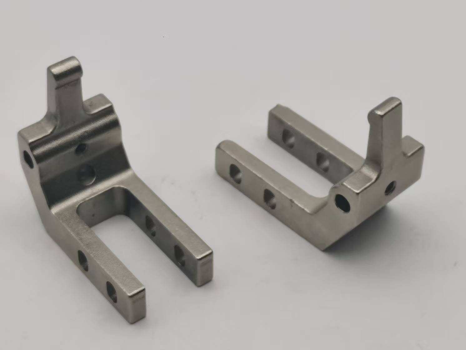 インベストメント鋳造合金鋼自動係合ピボット レバー